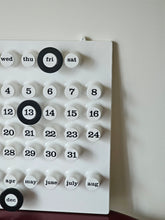 Load image into Gallery viewer, Calendario perpetuo Ring a Date