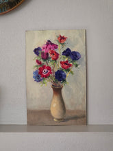 Load image into Gallery viewer, Vaso di fiori (anemoni) con vaso tipo west Germany
