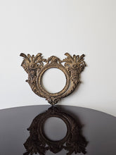 Load image into Gallery viewer, Antica cornice per Cartagloria in rame