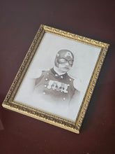 Load image into Gallery viewer, Stampa "Nonno Usa" in cornice d'epoca- Marvellini