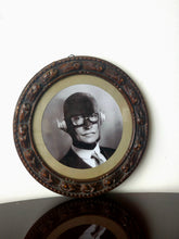 Load image into Gallery viewer, Stampa "Zio Flash" con cornice d'epoca - Marvellini