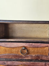 Load image into Gallery viewer, Miniatura di cassettiera a quattro cassetti primi '900