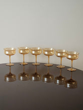 Load image into Gallery viewer, Calici n.6 pezzi art deco da champagne (9×12cm // 18 pezzi disponibili)