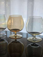 Load image into Gallery viewer, Bicchieri da Cognac colorati