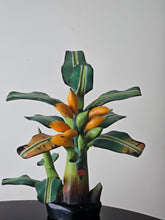 Load image into Gallery viewer, Scultura di pianta di Banano in legno di balsa decorativa anni '50