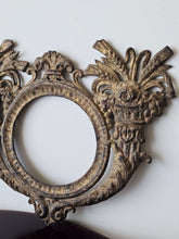 Load image into Gallery viewer, Antica cornice per Cartagloria in rame