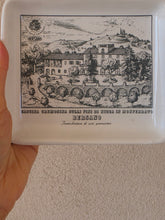 Load image into Gallery viewer, Posacenere o rendi resto Cascina Cremosina di Bersano in ceramica E. Piola