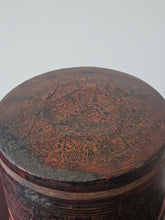 Load image into Gallery viewer, Antiche scatole kun-it per il Kun-ya, Birmania fine 800/inizi 900