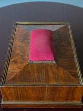 Load image into Gallery viewer, Confanetto con cassetto segreto in radica e ottone