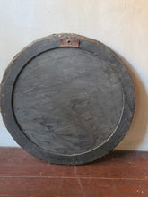 Load image into Gallery viewer, Specchio vintage artigianale in legno intagliato effetto rame