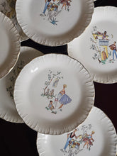 Load image into Gallery viewer, Piattini anni 50 con decorazioni varie