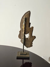 Load image into Gallery viewer, Fregio ligneo barocco con piedistallo