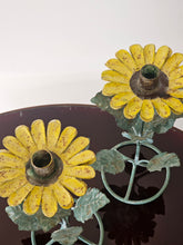 Load image into Gallery viewer, Coppia di porta candele francesi in lamina di ferro