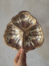 Load image into Gallery viewer, Antipastiera Art Nouveau in metallo argentato