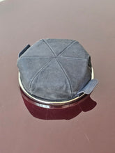 Load image into Gallery viewer, Posacenere in acciaio e pelle anni 70