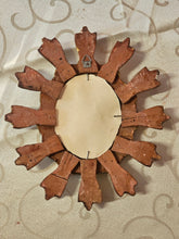 Load image into Gallery viewer, Specchio in legno decorato a mano - Sud America anni 70