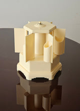 Load image into Gallery viewer, Giostra musicale porta sigarette in bachelite - marchio Secol