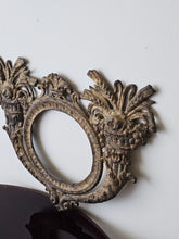Load image into Gallery viewer, Antica cornice per Cartagloria in rame