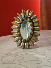 Load image into Gallery viewer, Specchio in legno decorato a mano- Sud America anni 70