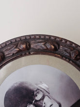 Load image into Gallery viewer, Stampa "Zio Flash" con cornice d'epoca - Marvellini