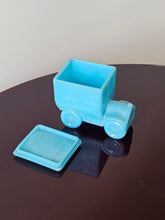 Load image into Gallery viewer, Oggetti decorativi e da tavola in vetro opalino, Francia anni '20