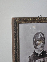 Load image into Gallery viewer, Stampa "Nonno Usa" in cornice d'epoca- Marvellini