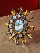 Load image into Gallery viewer, Specchio in legno decorato a mano - Sud America anni 70