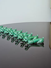 Load image into Gallery viewer, Poggiacoltello Vallauris in ceramica a forma di barboncino
