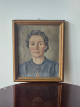 Load image into Gallery viewer, Ritratto di signora anni '40

