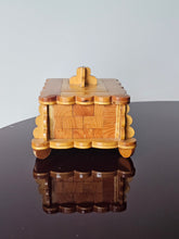 Load image into Gallery viewer, Scatola in legno anni '80
