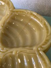 Load image into Gallery viewer, Set di piatti (6) in vetro opalino da ostriche/frutti di mare Cristallerje Portieux
