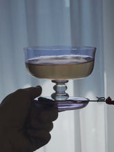 Load image into Gallery viewer, Coppe da cocktail in cristallo alessandrite
