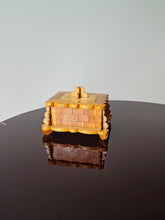 Load image into Gallery viewer, Scatola in legno anni '80

