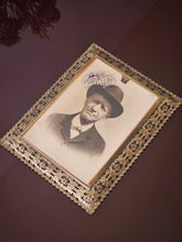 Load image into Gallery viewer, Stampa &quot;Nonna Usa&quot; con cornice d&#39;epoca- Marvellini
