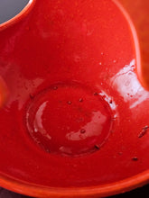 Load image into Gallery viewer, Vaso/oggetto decorativo anni '60/'70
