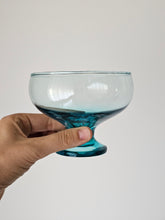 Load image into Gallery viewer, Coppette gelato in vetro soffiato colorato
