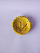 Load image into Gallery viewer, Stampi da cotgnata siciliani epoca (&#39;700/&#39;800) (gruppo 3)

