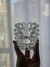 Load image into Gallery viewer, Posacenere in vetro con rostri
