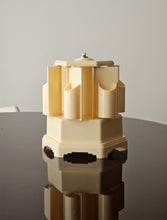 Load image into Gallery viewer, Giostra musicale porta sigarette in bachelite - marchio Secol
