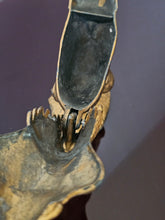 Load image into Gallery viewer, Posacenere Gallo in ottone
