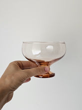 Load image into Gallery viewer, Coppette gelato in vetro soffiato colorato
