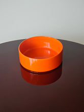 Load image into Gallery viewer, Ciotola svuotatasche arancione Franco Pozzi anni &#39;60
