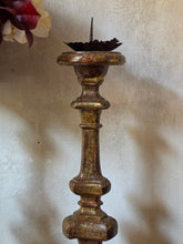 Load image into Gallery viewer, Antichi candelieri/torcieri da chiesa in legno tornito
