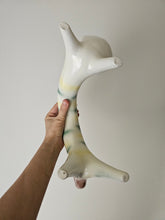 Load image into Gallery viewer, Scultura in ceramica Gatto Roberto Rigon anni '70
