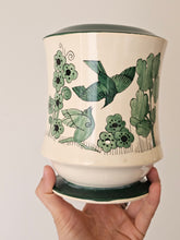 Load image into Gallery viewer, Vaso decorato a mano Lavenia firmato Fiordebò 1929
