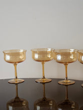 Load image into Gallery viewer, Calici n.6 pezzi art deco da champagne (9×12cm // 18 pezzi disponibili)
