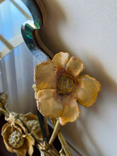 Load image into Gallery viewer, Specchio Art Nouveau floreale
