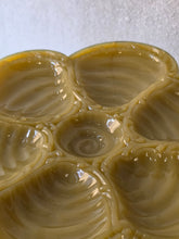 Load image into Gallery viewer, Set di piatti (6) in vetro opalino da ostriche/frutti di mare Cristallerje Portieux

