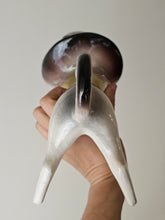 Load image into Gallery viewer, Scultura in ceramica Leone Roberto Rigon anni '70
