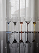 Load image into Gallery viewer, Calici colorati di Bohemia
